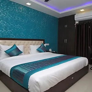 Hotel Airport Tourist Palace, New Delhi